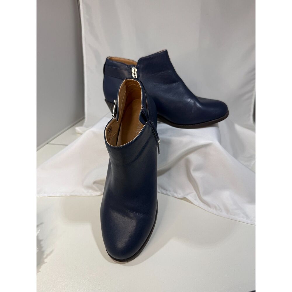 Vionic Women’s Size 9 Wide Navy Blue Leather Ankle Booties Side Zip Buckle